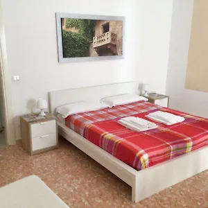 A Due Passi Da Giulietta-casa Capuleti Apartamento